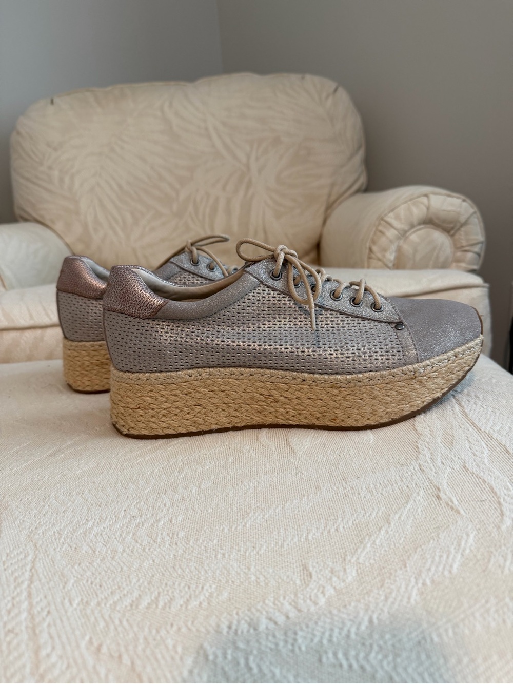 Women’s OTBT Silver Taupe Platform Espadrille Sneakers